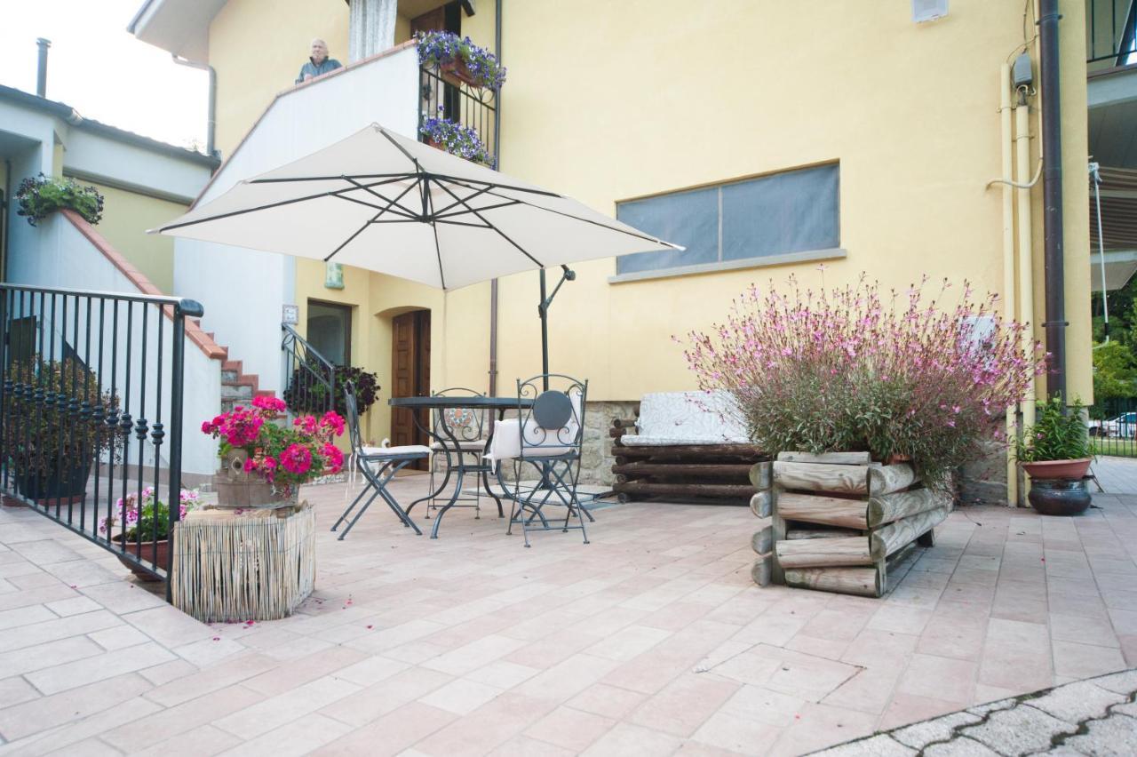 Bed and Breakfast Il Castagno Montemonaco Esterno foto