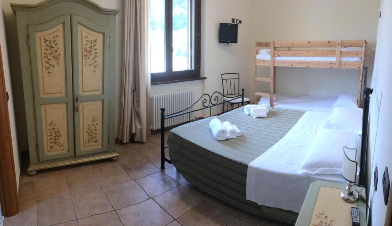 Bed and Breakfast Il Castagno Montemonaco Esterno foto