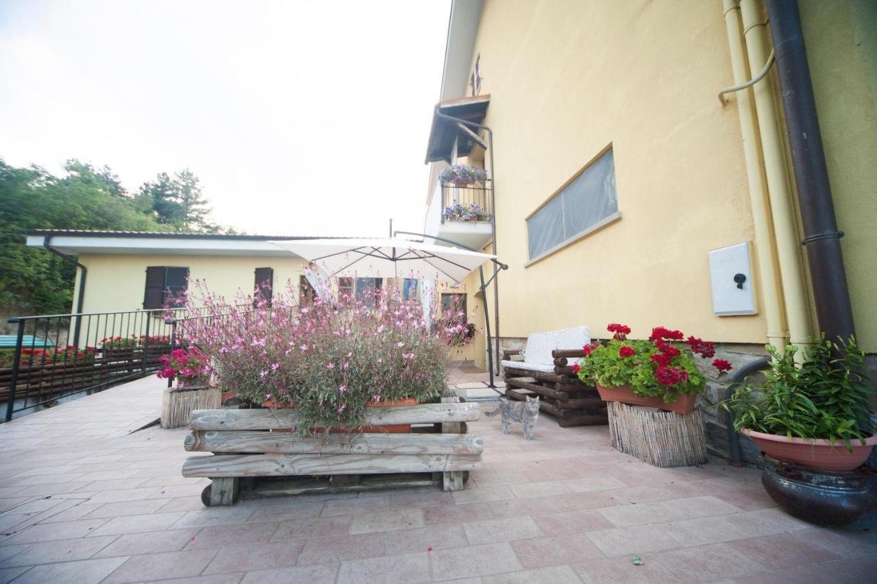 Bed and Breakfast Il Castagno Montemonaco Esterno foto